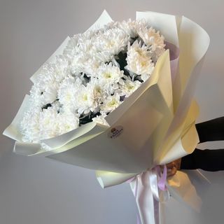 Букет из 11 белых Голландских кустовых хризантем 