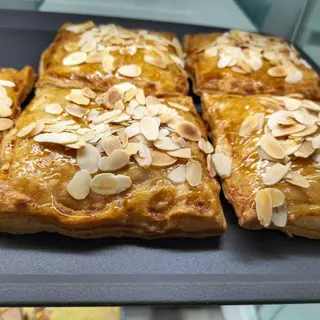 Hojaldre Almendrado
