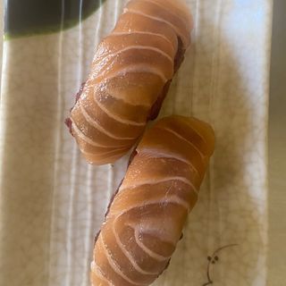 S80 nigiri salmone riso venero 