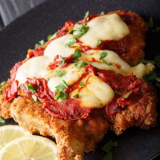 Crujiente de pollo a la napolitana
