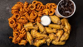 8 crispy jumbo wings hormone-free meal