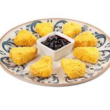 Панирани топени сиренца с боровинково сладко (250г)