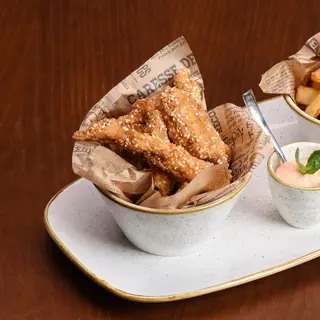 Хрустящие куриные наггетсы / Nuggets de pui crocante