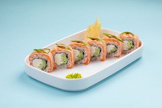 Гриль ролл с лососем (6 шт.)
