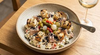 Ensaladilla a Nuestra Manera