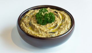 Salata de vinete iaurt si usturoi