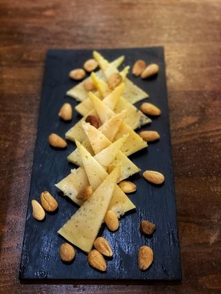 (TAPA) Queso Seco