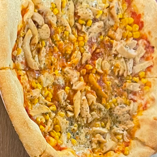 Pizza Pollo Y Maíz (33 cm.) 