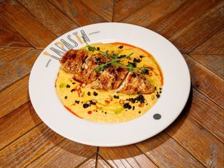 Курячій стейк з кукурудзяним соусом (150/120г)