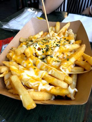 Cheese fries