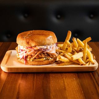 Hamburguesa de pollo crujiente