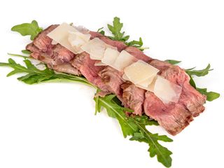 253 Tagliata con rucola e grana - 5 pezzi