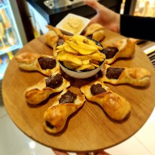 MITITEI IN ALUAT-gustul tradiției într-o noua prezentare