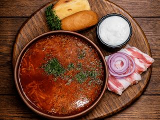 Борщ з телятиною (440g)