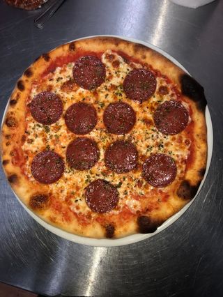 Pizza Pepperoni (33 Cm.)