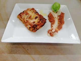 Lasagne alla bolognese
