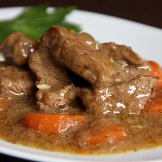 Tapa De Carne En Salsa