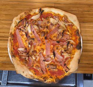 Pizza La Simple 3 (33 cm.)