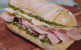 Saltimbocca mortadella e stracciatella