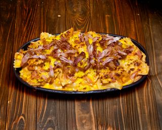 Мак і чіз з хрумким беконом (480г)