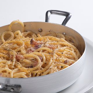 6. Pasta alla carbonara