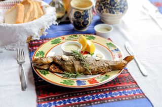 File de pastrav (1 bucata) in malai cu mujdei 180g