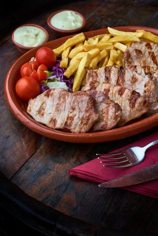 Dimljena vešalica na kajmaku