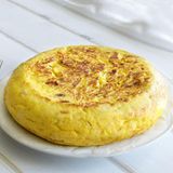 Tortilla De Patatas Con Gulas para 5-6 personas