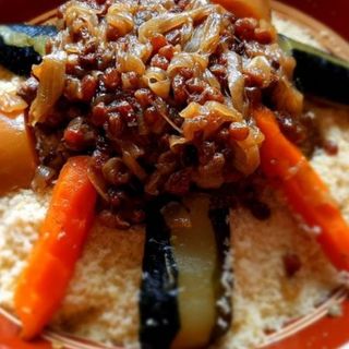 CusCus pollo con cebolla caramelizada 