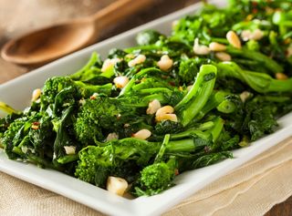 26 - Bróculos Salteados