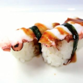 210B. Sushi De Pulpo (8 Uds.)