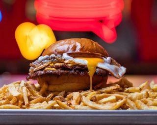 COMBO EGG TRUFFLE BURGER