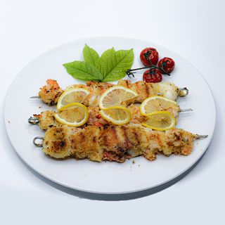 Spiedino di calamari e gamberi
