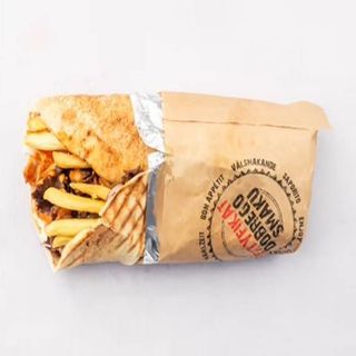 Kebab w Cieście z Frytkami