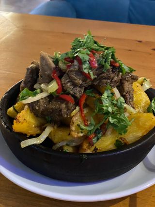 ოჯახური საქონლის ხორცით