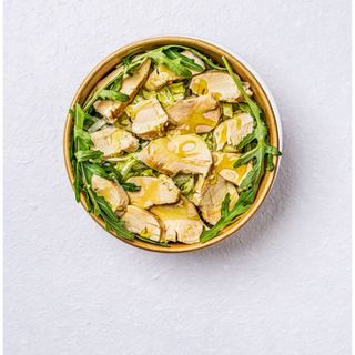 Grilled chicken salad bowl