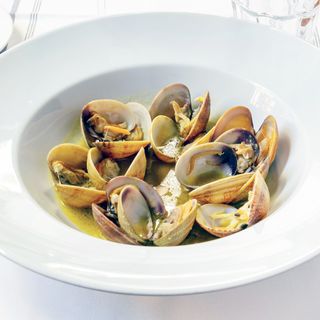 Almeja salvaje de la Ría de Arosa a la sarten