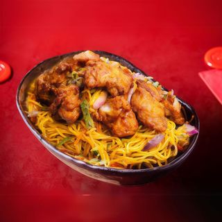 Tallarines Fritos Con Pollo