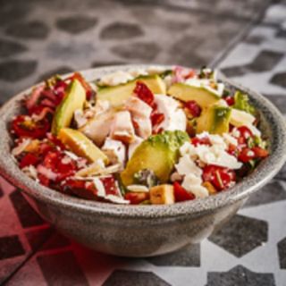 Ensalada de pollo y aguacate