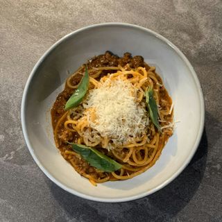 Spaghetti z sosem bolońskim