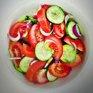 Свежий салат