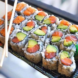 Combo California de salmon (18 pzs.)