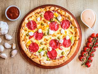 Pizza Wypas - własnej kompozycji do wyboru sześć dowolnych składników  - Duża ok. 40 cm