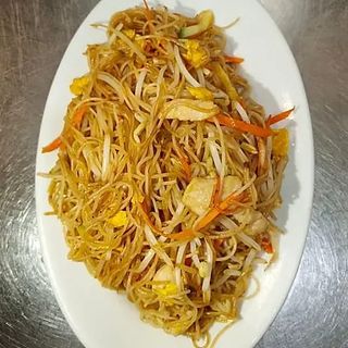 28 Pasta saltata con gamberi