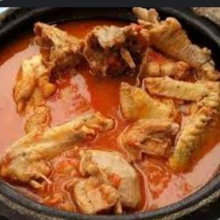  Plat de Demi poulet de Kedjenou  attieke)