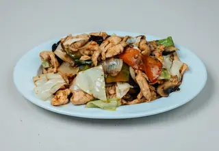 151. Пиле със зеленчуци