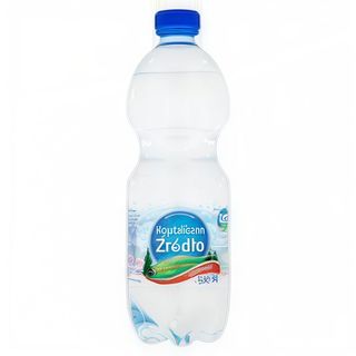 Woda gazowana 0,5l