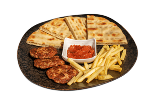 Сочни кюфтенца на скара (440г)