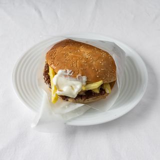 Телешки бургер (440г)