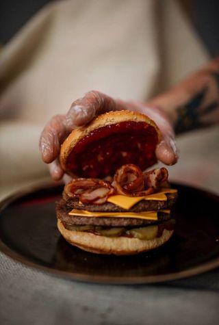 BBQ Burger + Картопля по-селянськи + соус та напій 0.5